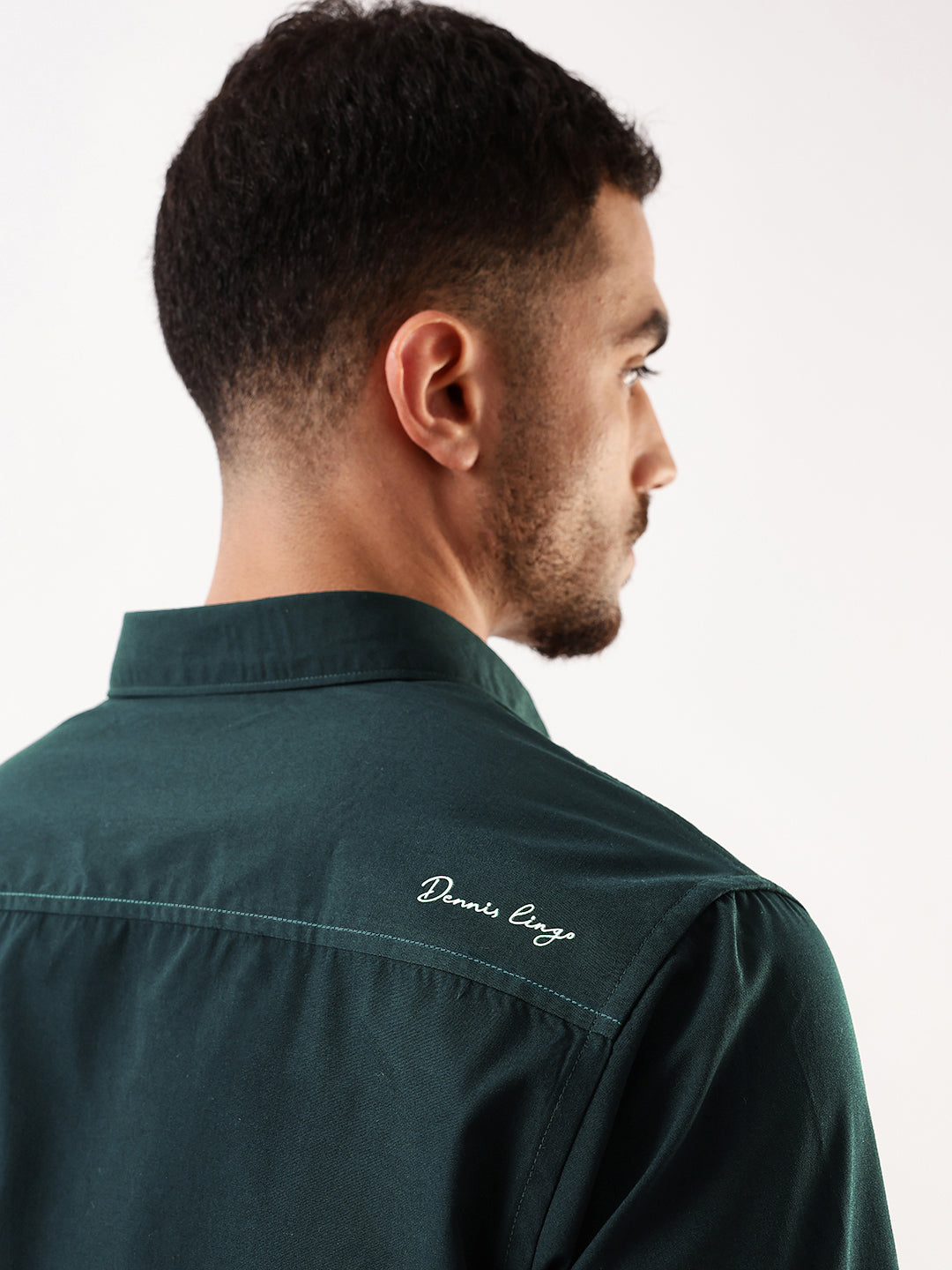 Men Bottle Green Solid Spread Collar Full Sleeves Regular Fit Casual Shirt