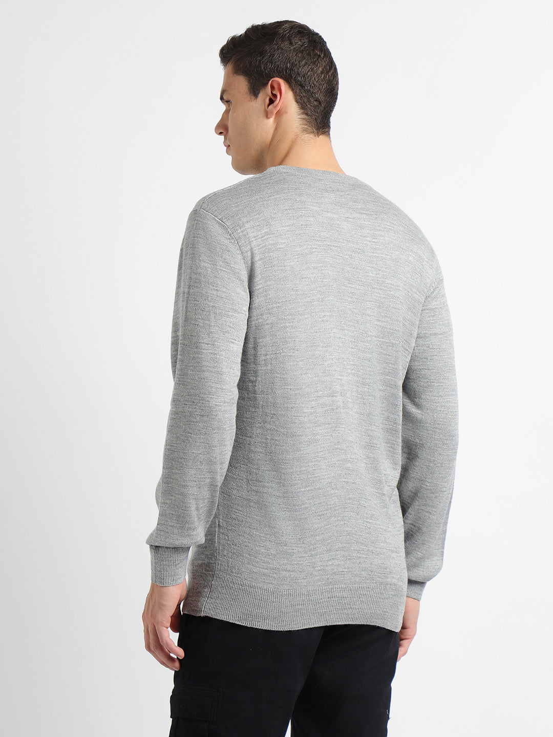Men's Solid V-Neck Pullover Sweater