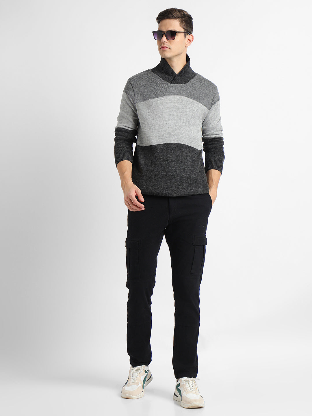 Men's Colourblocked Shawl Collar Long Sleeves Acrylic Pullover Sweater
