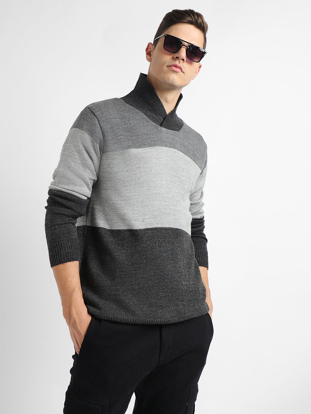 Men's Colourblocked Shawl Collar Long Sleeves Acrylic Pullover Sweater