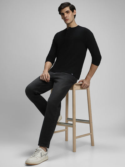 Men's Black Solid Full Sleeves Henley neck Casual T-Shirt