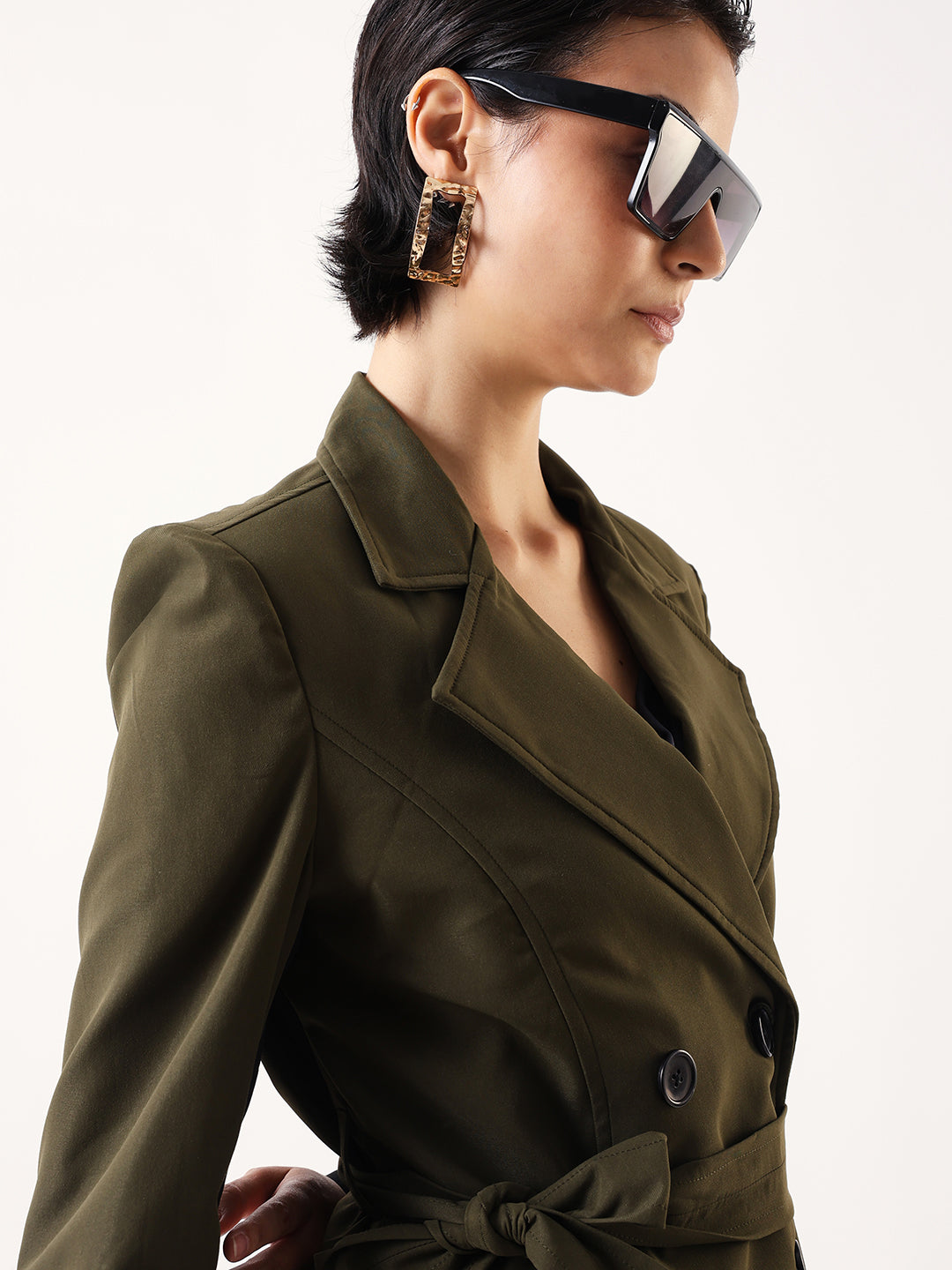 DL Woman Solid Full Sleeves Lapel Collar Trench Coat