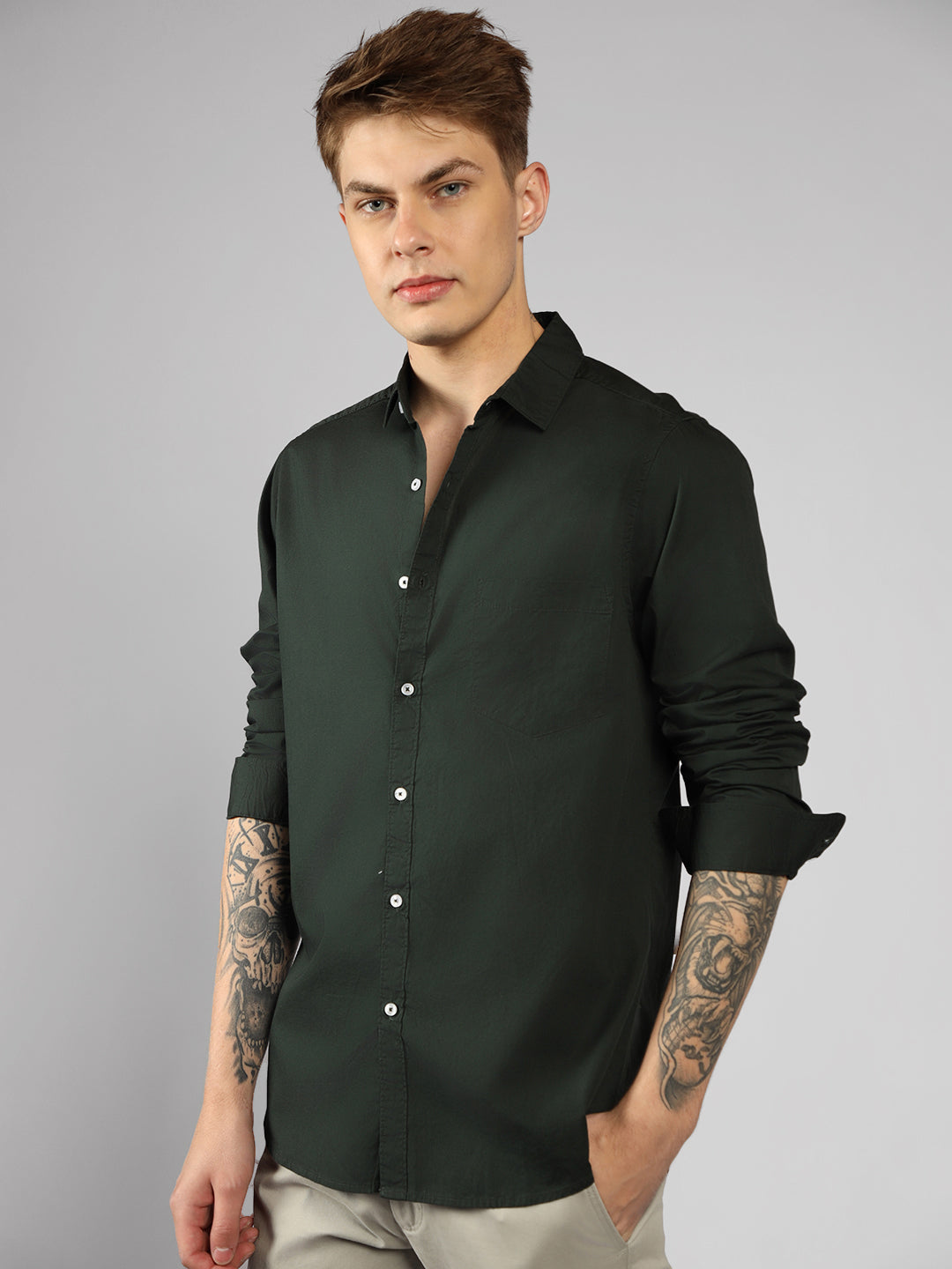Men's Solid Bottle Green Slim Fit Casual Shirt DENNIS LINGO Men's Solid Bottle Green Slim Fit Casual Shirt DENNIS LINGO