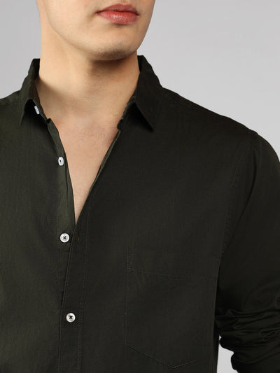 Men's Cotton Olive Green Solid Casual Shirt