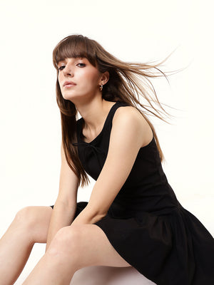 Woman Solid Boat Neck Sleeveless Drop-waist Mini Bow Tie up Dress