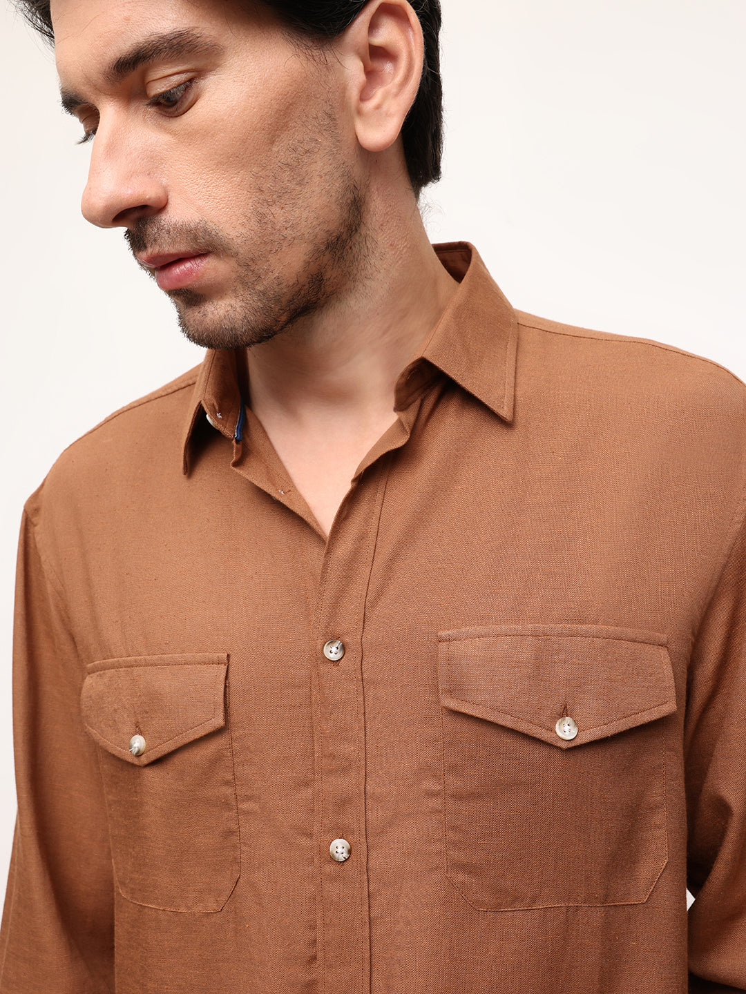 Men Cotton Solid Relaxed fit Spread collar Shirts