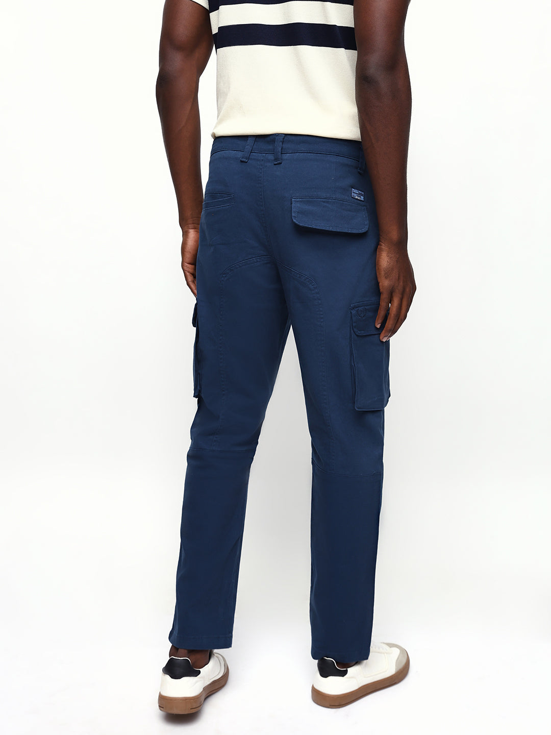 Men's Solid Cotton Relaxed Fit Cargo Trousers