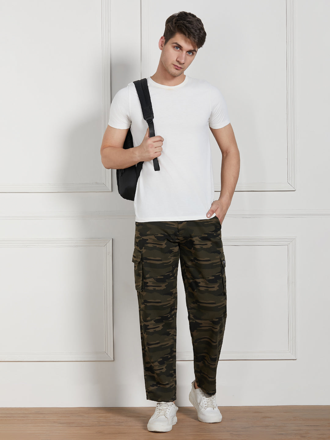 Dennis Lingo Men Olive Cotton Lycra Camouflage Stretchable Relaxed fit Cargo Trousers