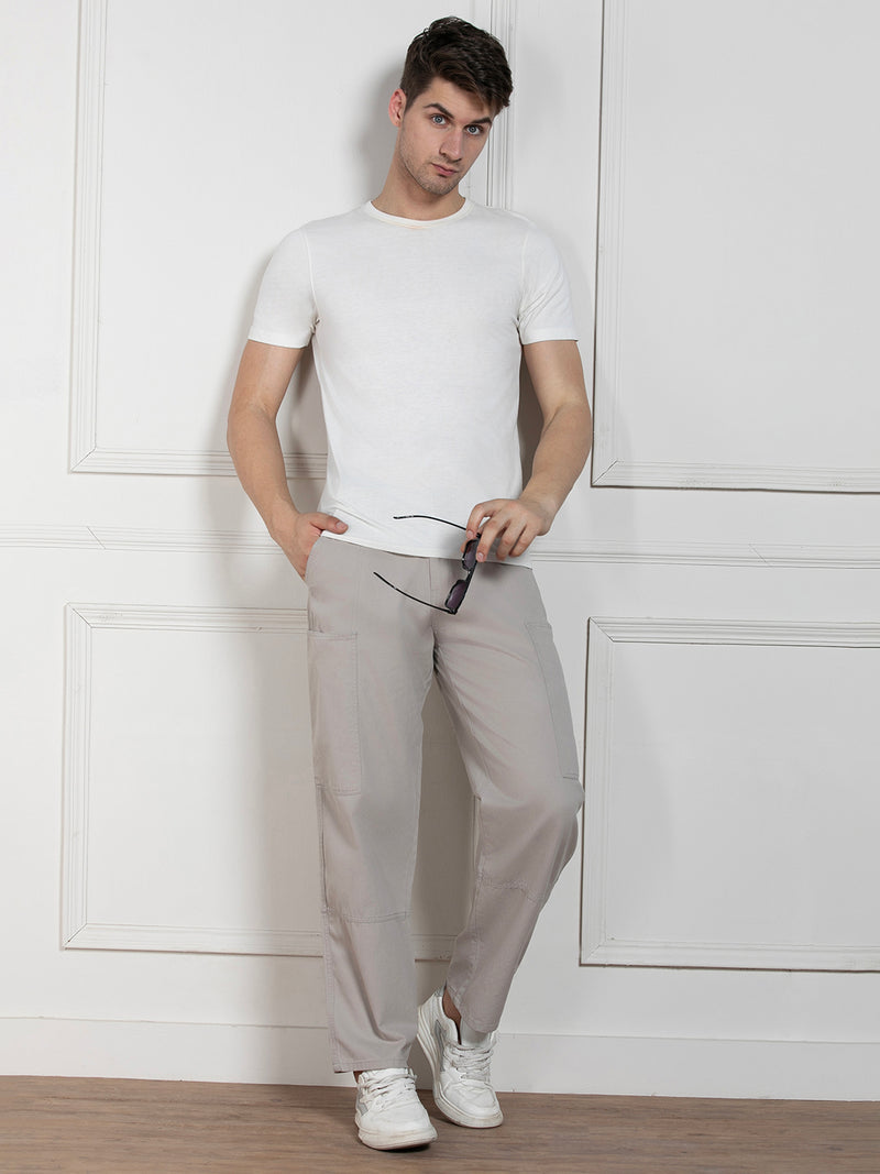 Dennis Lingo Men's Solid Light Grey Relaxed fit Stretchable Cargo Trousers