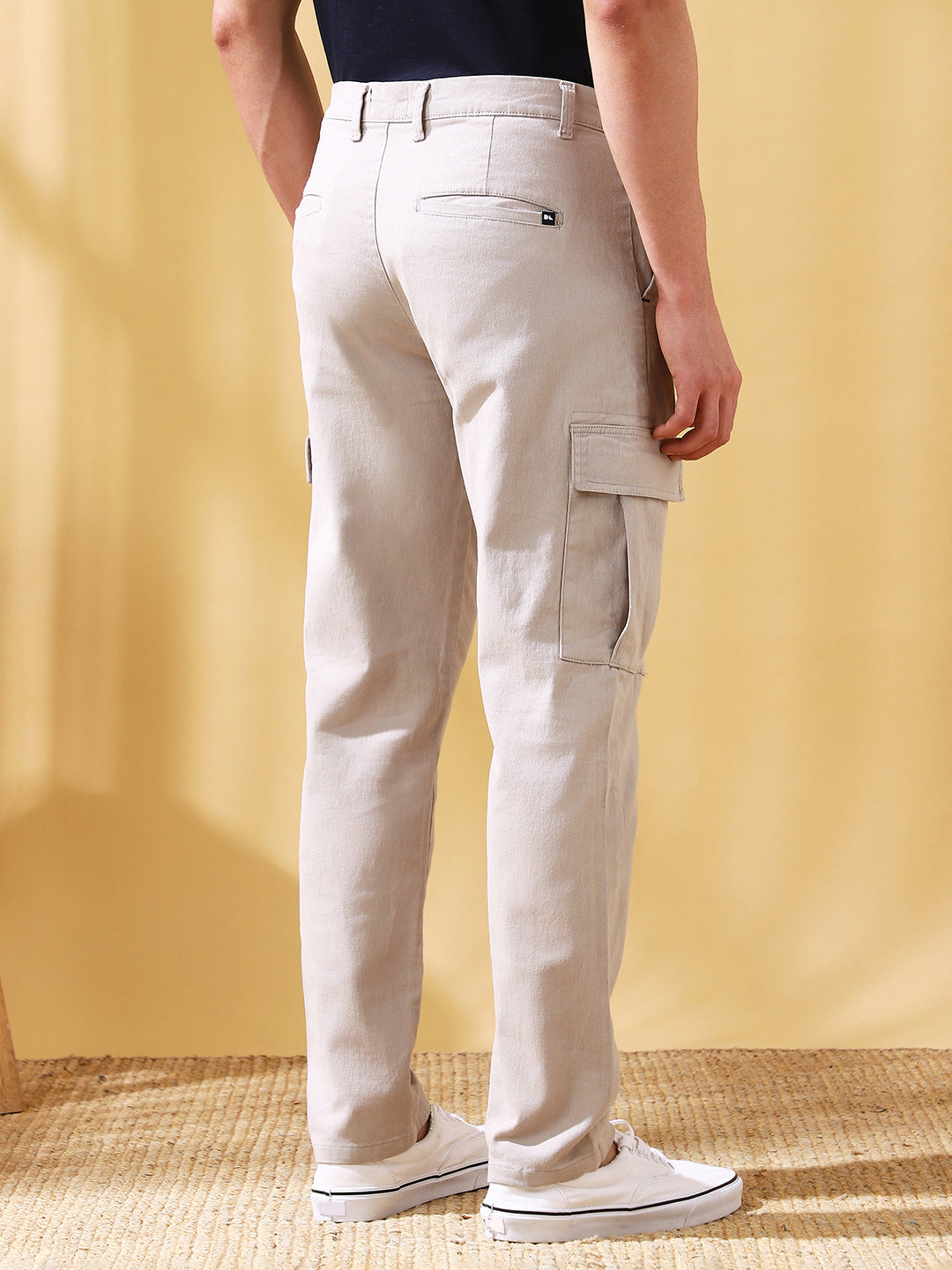 Men Grey Solid Straight Fit Cargo Trousers