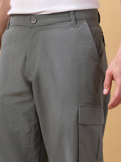Men's Solid Straight Fit Parachute Cargo Trousers