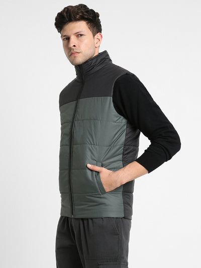 Men's Mock Neck Regular Fit Colourblocked Gilet Jacket