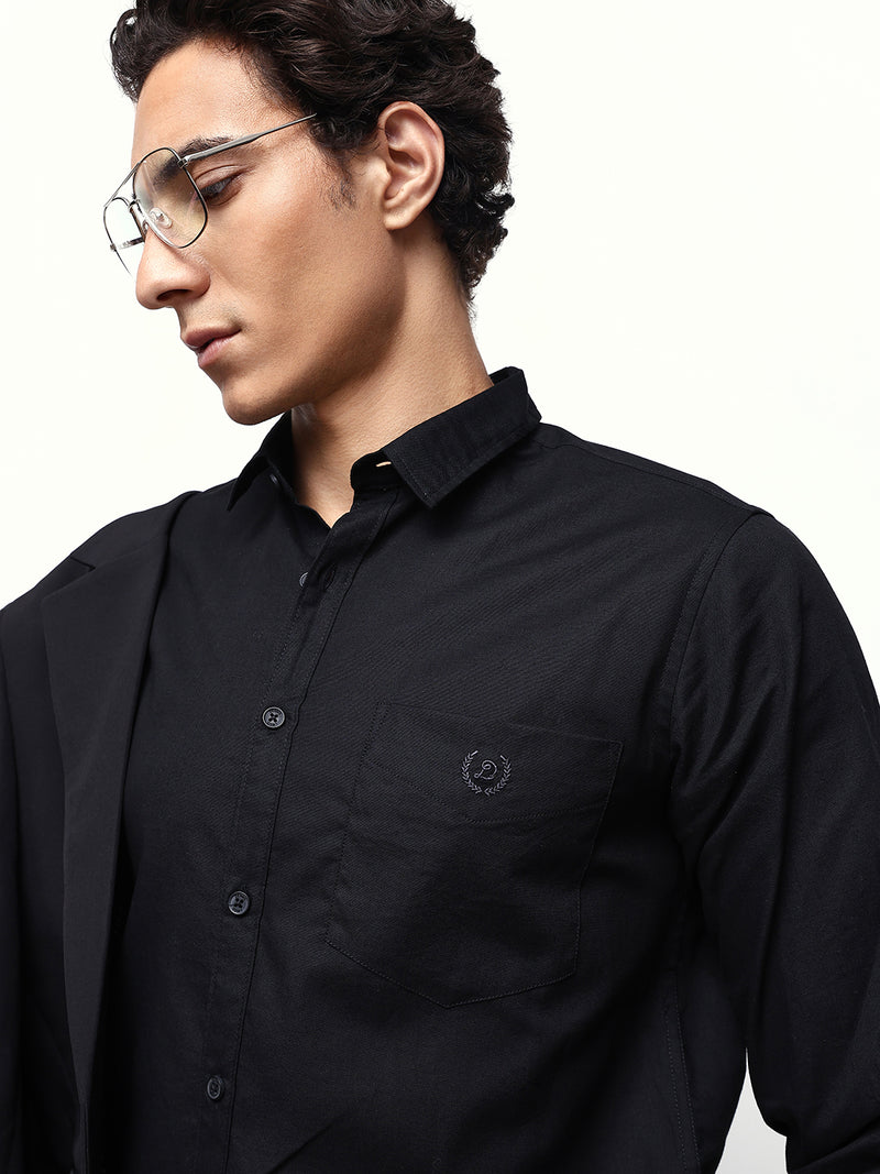 Men's Solid Spread Collar Full Sleeves Regular Fit Casual Shirt