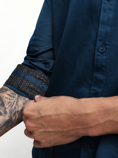 Men's Solid Spread Collar Full Sleeves Regular Fit Casual Shirt