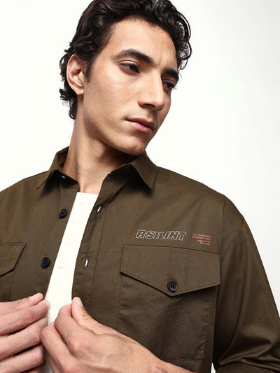 Men's Solid Spread Collar Full Sleeves Relaxed Fit Casual Shirt