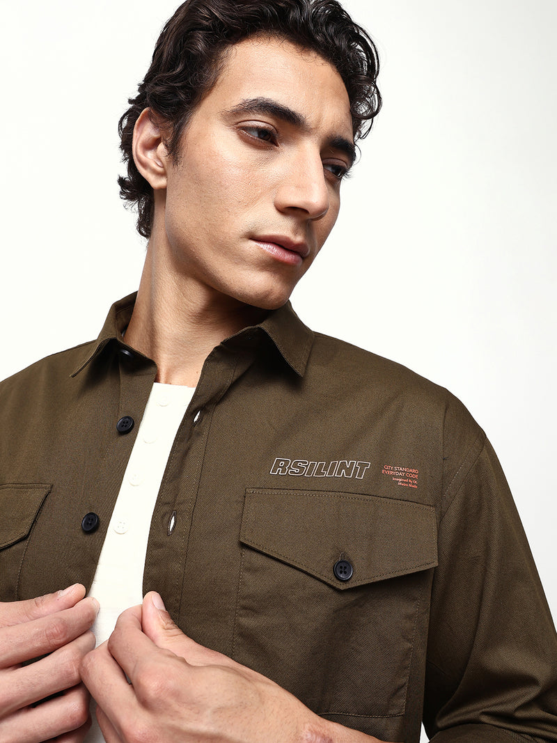 Men's Solid Spread Collar Full Sleeves Relaxed Fit Casual Shirt