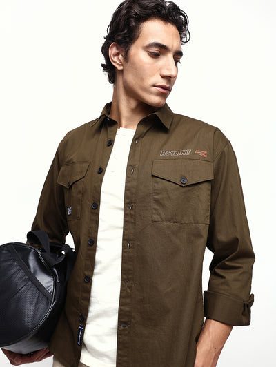Men's Solid Spread Collar Full Sleeves Relaxed Fit Casual Shirt