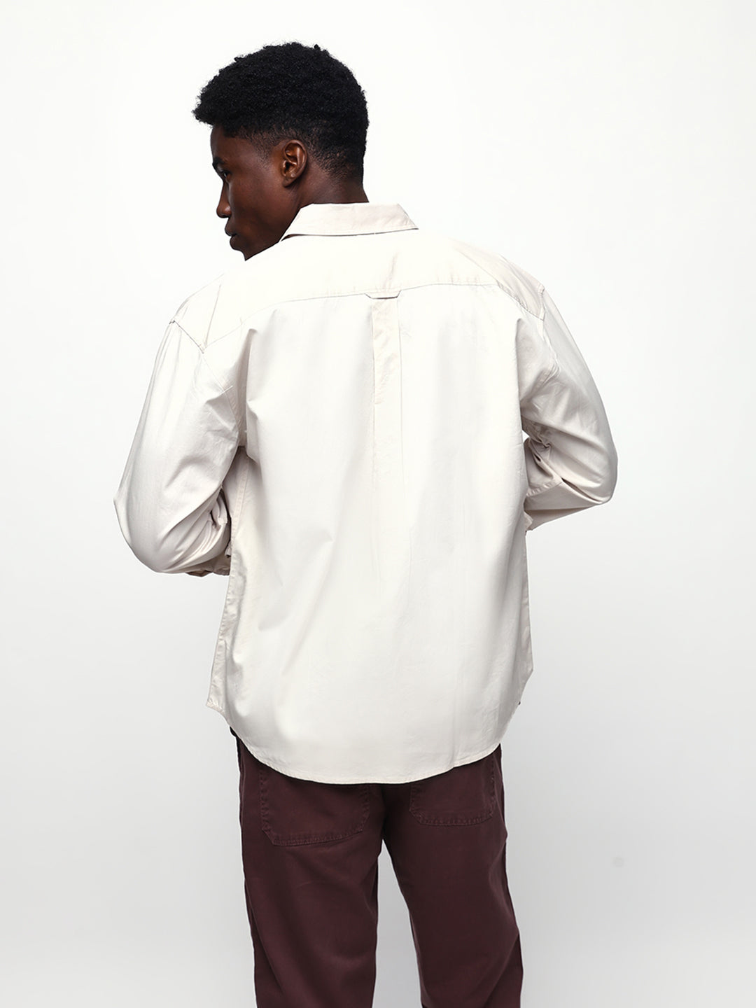 Men's Solid Spread Collar Full Sleeves Relaxed Fit Casual Shirt