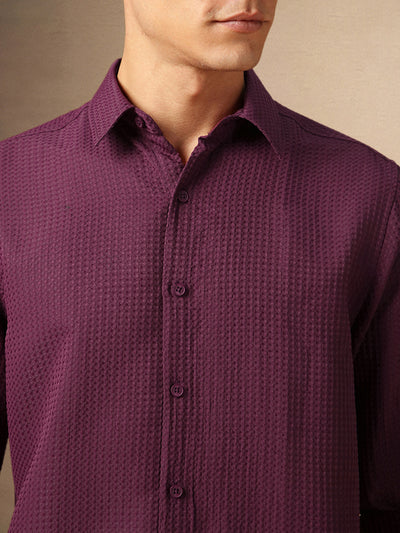 Men's Maroon Textured Spread Collar Full Sleeves Casual Shirt