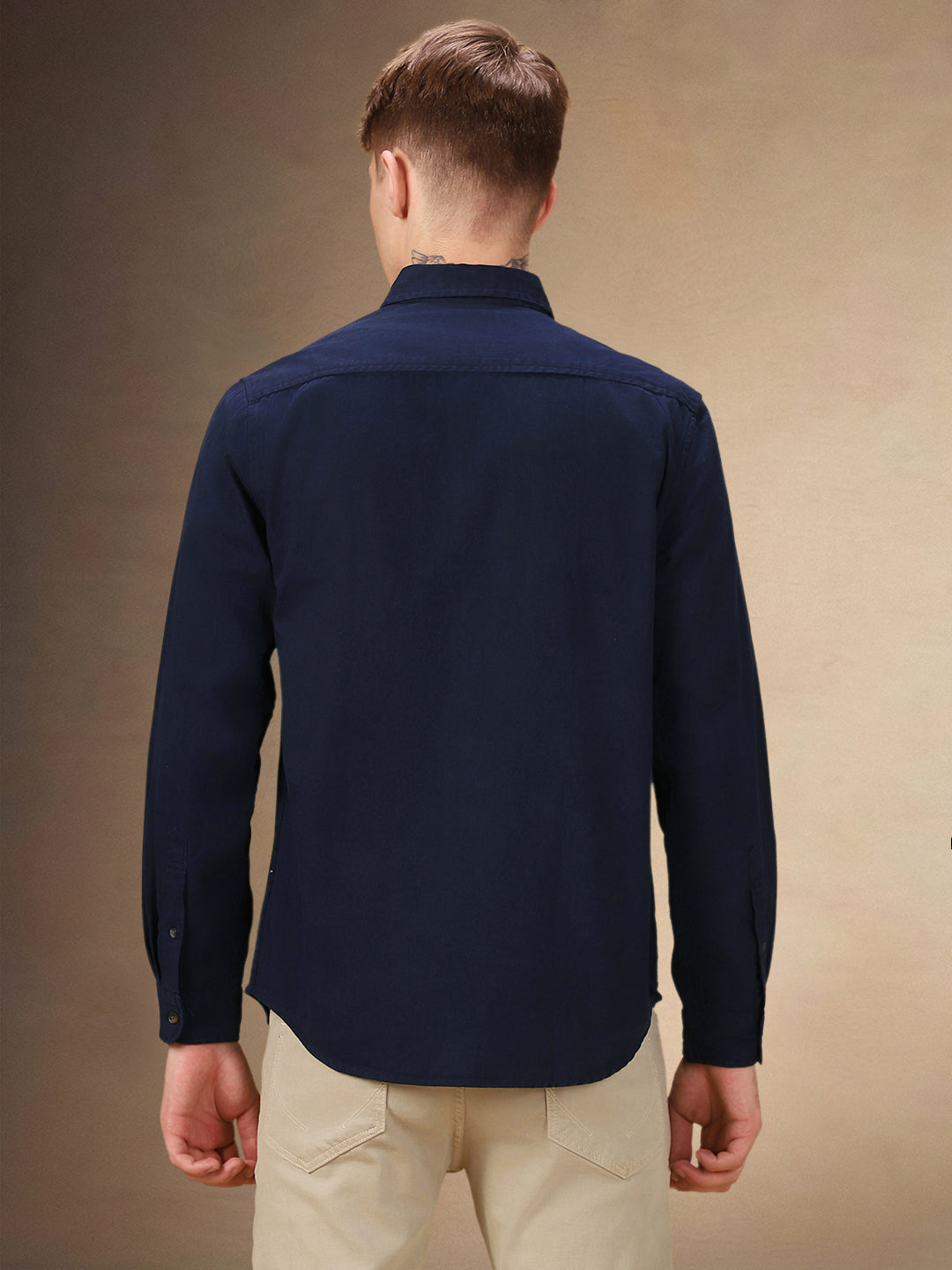 Men's Solid Spread Collar Full Sleeves Relaxed Fit Casual Shirt