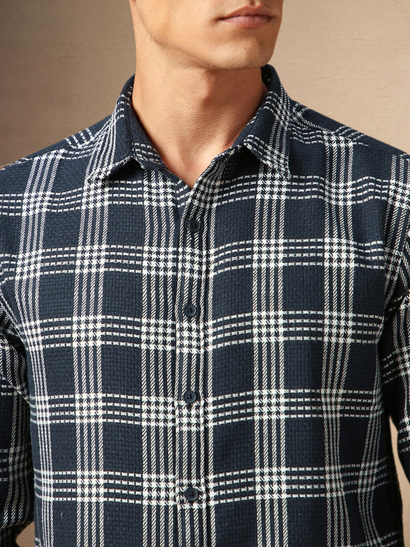 Men's Navy Checks Spread Collar Full Sleeves Casual Shirt