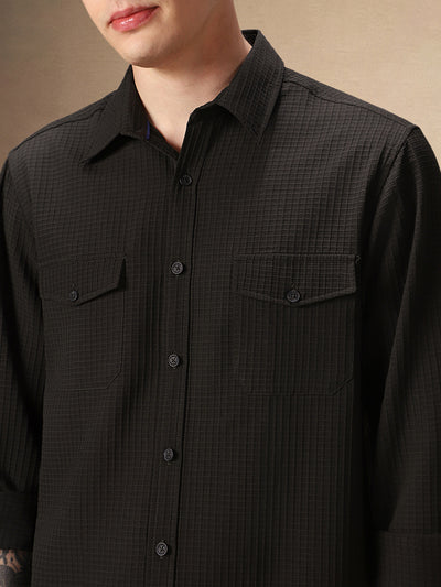 Men's Black Solid Textured Spread Collar Full Sleeves Casual Shirt