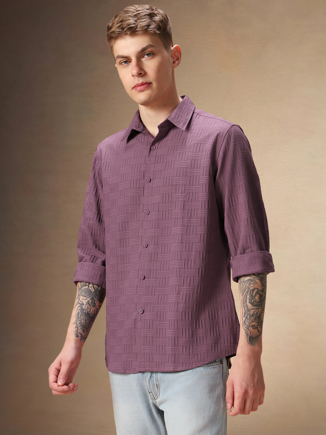 Men's Solid Purple Textured Full Sleeves Spread Collar Casual Shirt