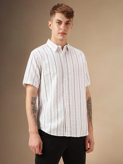 Men's White Striped Spread Collar Half Sleeves Casual Shirt