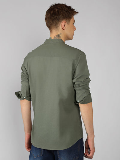 Men's Olive Solid Mandarin Collar Full sleeve Regular Shirt