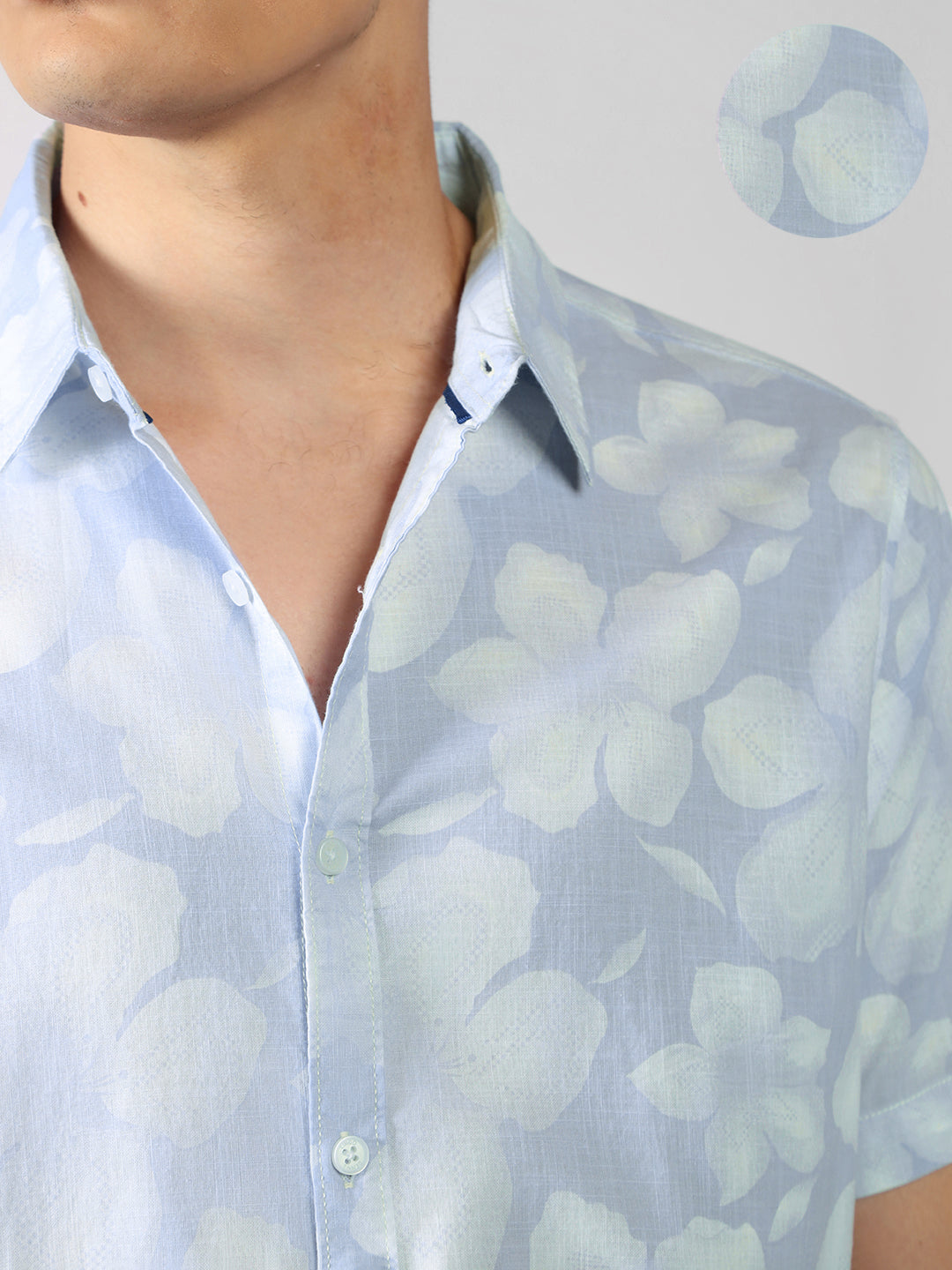 Men's Blue Floral Print Spread Collar Short Sleeves Relaxed Fit Casual Shirt