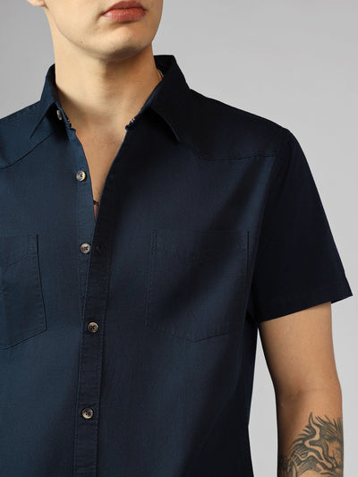 Men's Navy Blue Solid Spread Collar Short Sleeves Relaxed Fit Casual Shirt