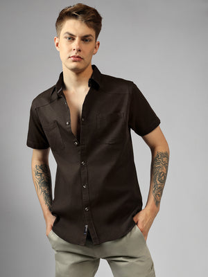 Men's Brown Solid Spread Collar Short Sleeves Regular Fit Casual Shirt