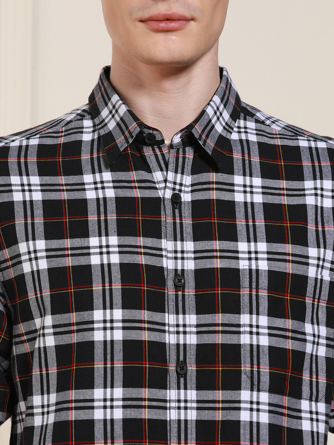 Men's Black Tartan Checks Spread Collar Full Sleeves Casual Shirt