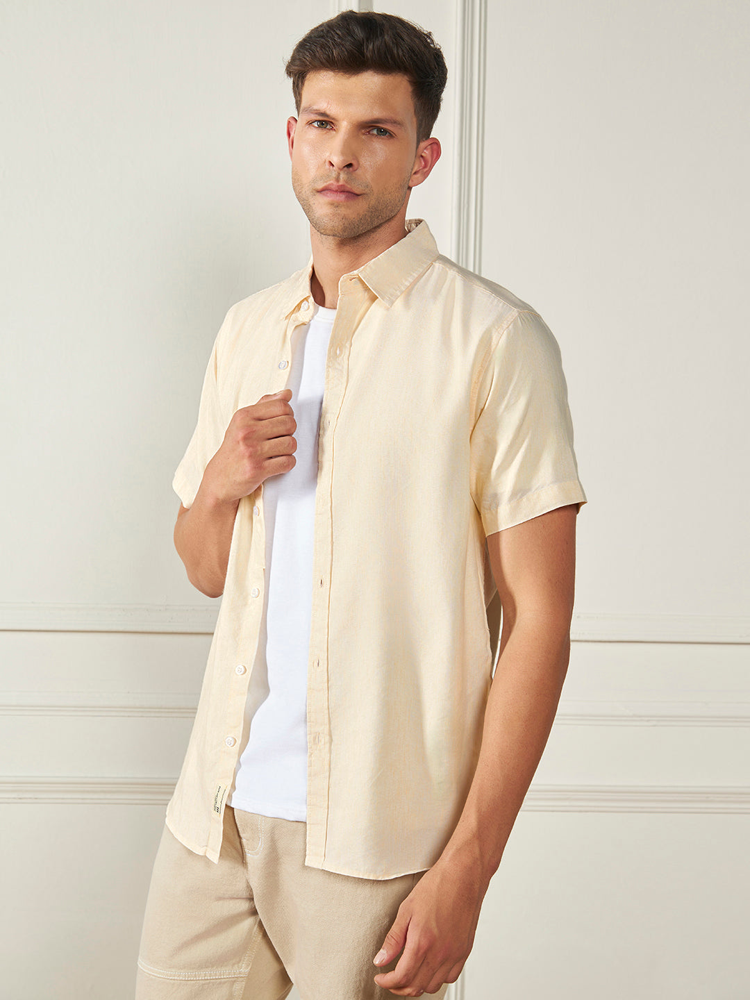 Dennis Lingo Men's Spread Collar Regular Fit Solid Yellow Casual Shirt