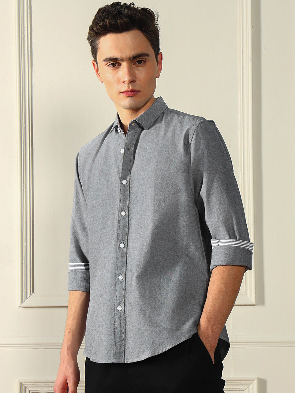 Men's Spread Collar Regular Fit Solid Grey Casual Shirt