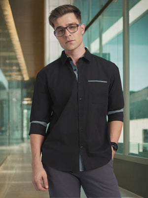 Men Black Solid Spread Collar Full Sleeves Regular Fit shirt