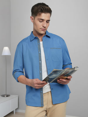 Men Blue Solid Spread Collar Full Sleeves Regular Fit shirt