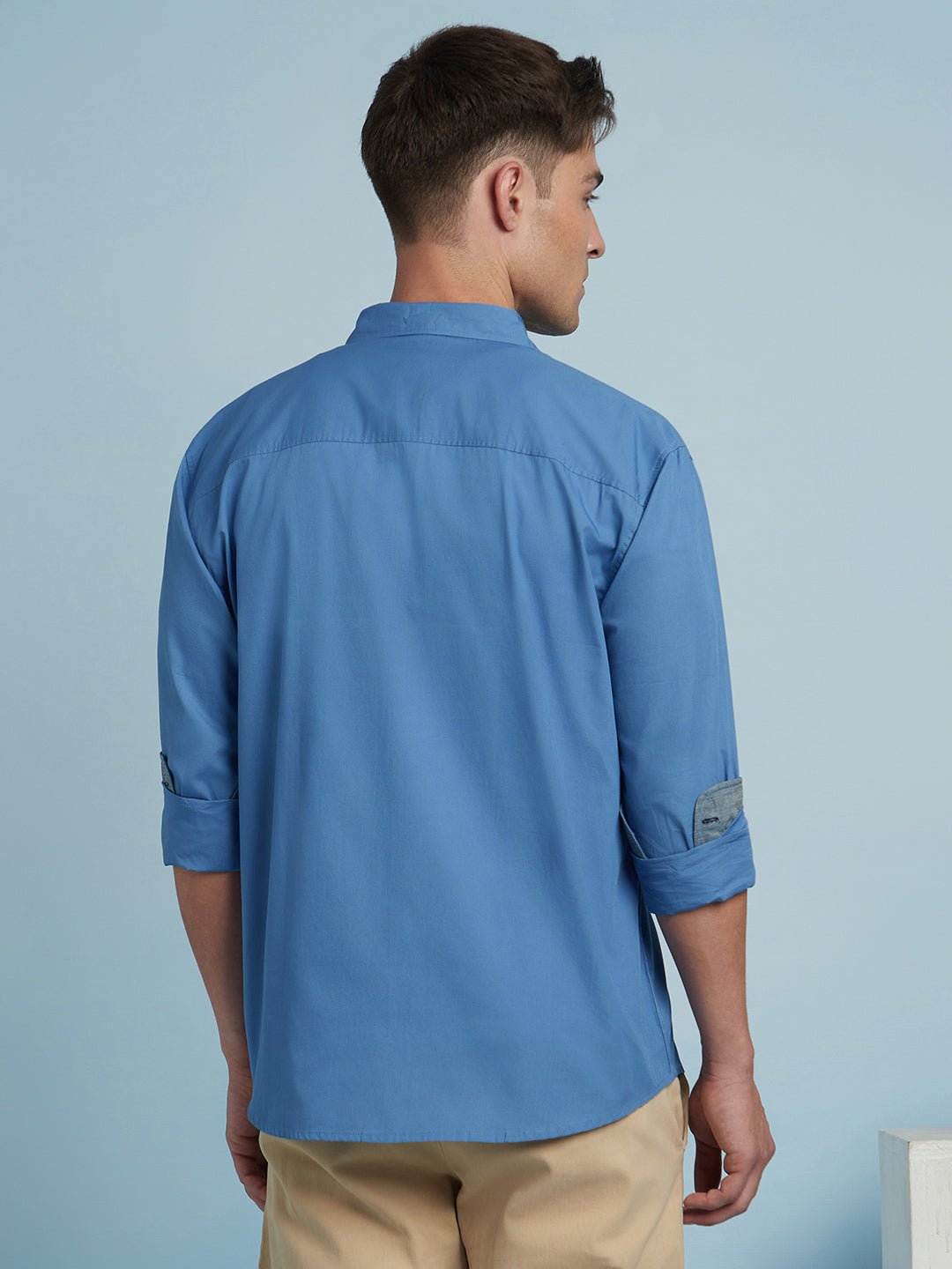 Men Blue Solid Spread Collar Full Sleeves Regular Fit shirt