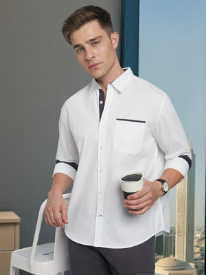 Men White Solid Spread Collar Full Sleeves Regular Fit shirt