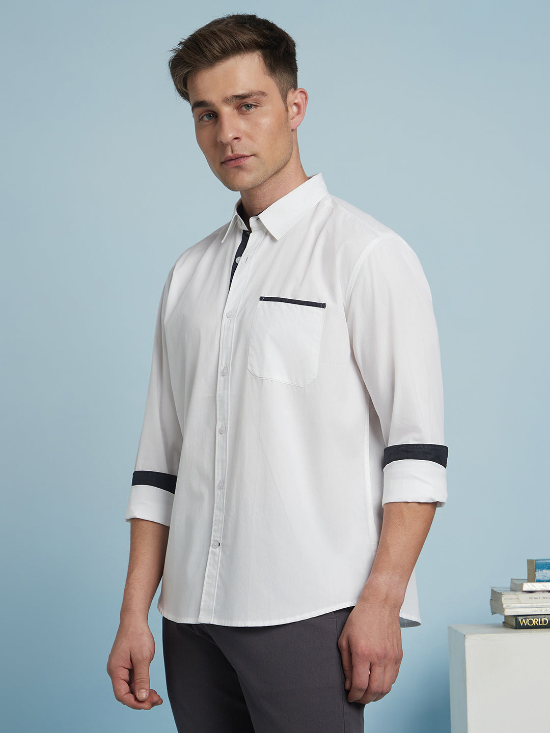 Men White Solid Spread Collar Full Sleeves Regular Fit shirt