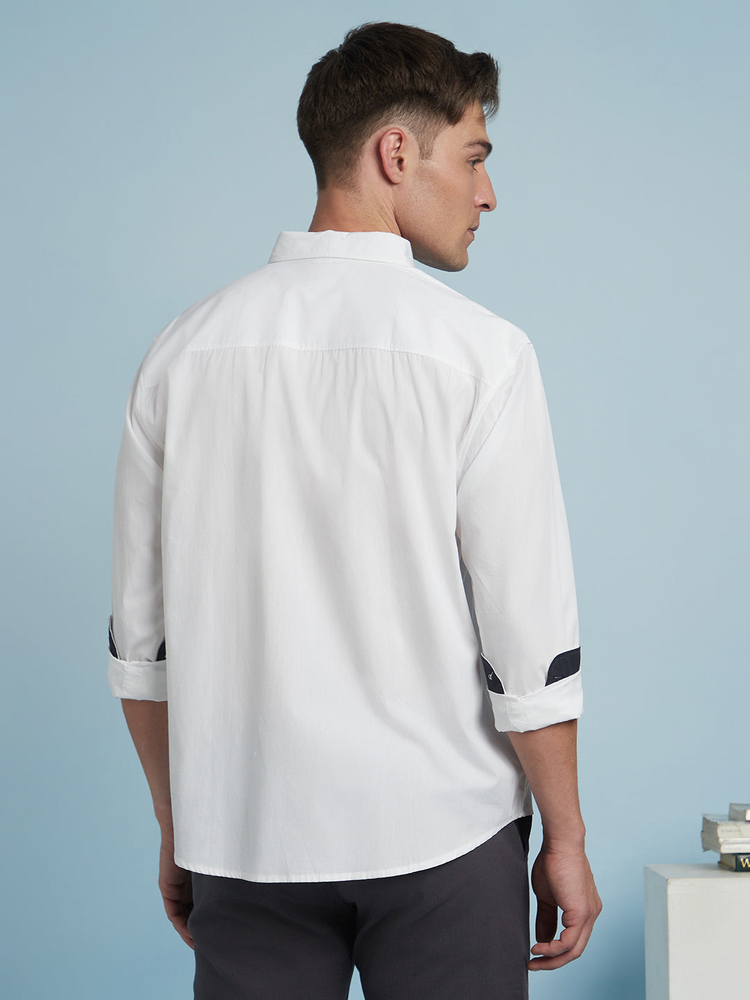 Men White Solid Spread Collar Full Sleeves Regular Fit shirt