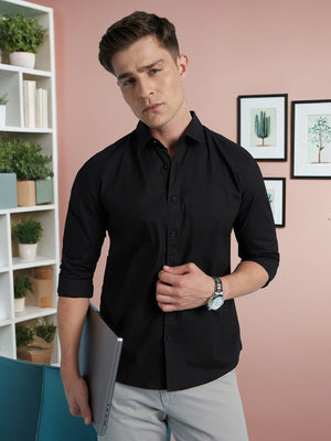Men Black Solid Spread Collar Full Sleeves Regular Fit shirt