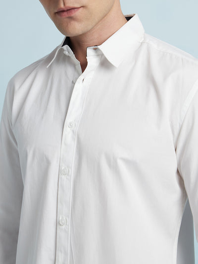 Men White Solid Spread Collar Full Sleeves Regular Fit shirt