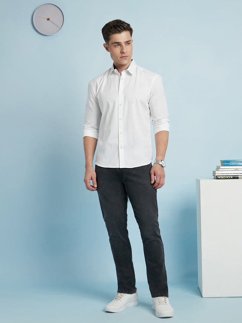Men White Solid Spread Collar Full Sleeves Regular Fit shirt