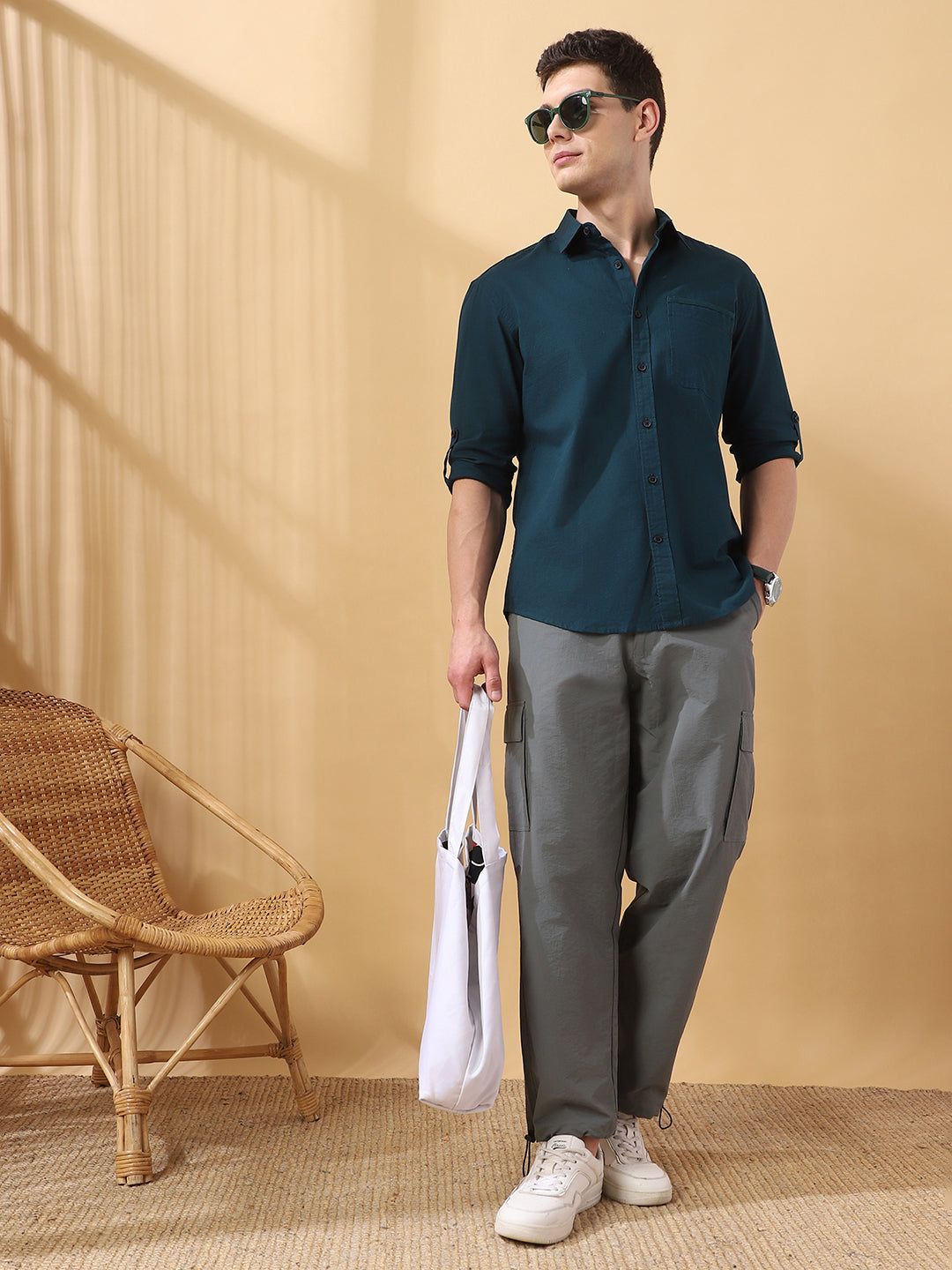 Men's Dark Green Solid Textured Spread Collar Full Sleeves Cotton Shirt