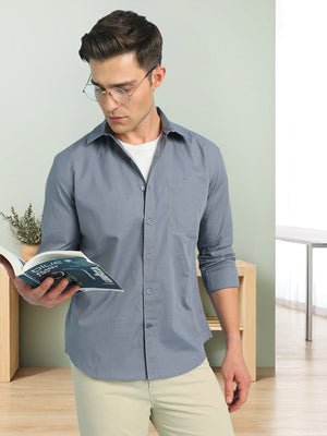 Men Solid Spread Collar Full Sleeves Relaxed Fit Shirt