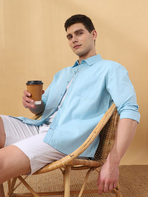 Men Solid Spread Collar Full Sleeves Relaxed Fit Shirt