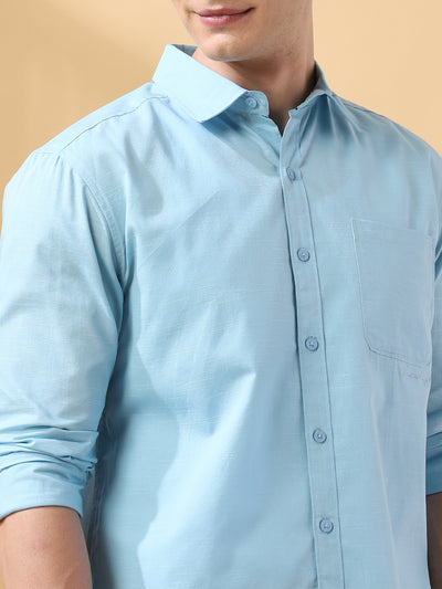 Men Solid Spread Collar Full Sleeves Relaxed Fit Shirt