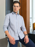Men Solid Spread Collar Full Sleeves Relaxed Fit Shirt
