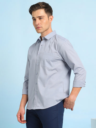 Men Solid Spread Collar Full Sleeves Relaxed Fit Shirt